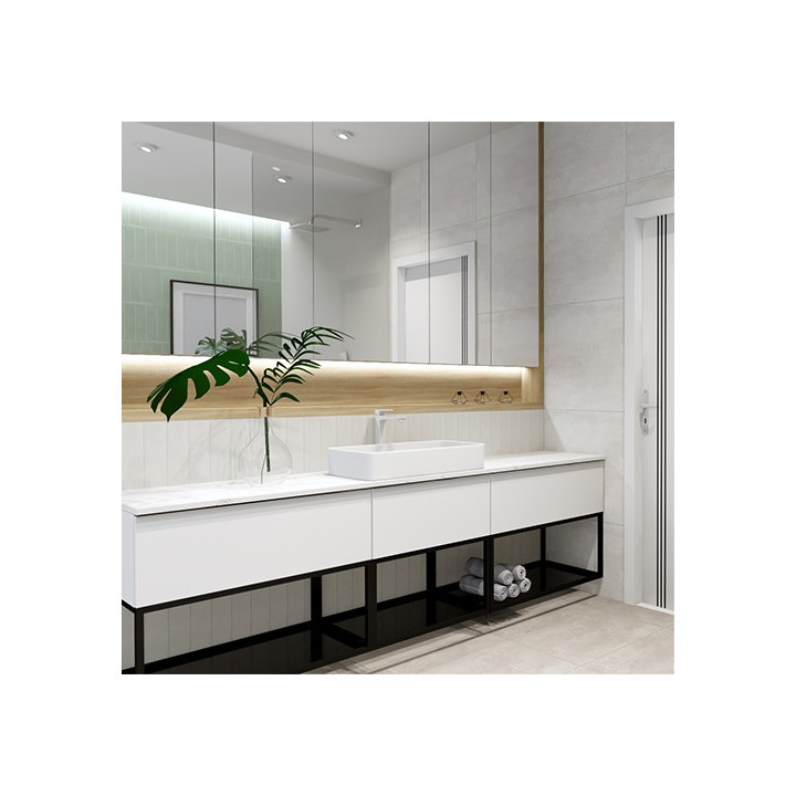 Nowoczesna łazienka z kolekcją płytek Metallic oraz Uptown