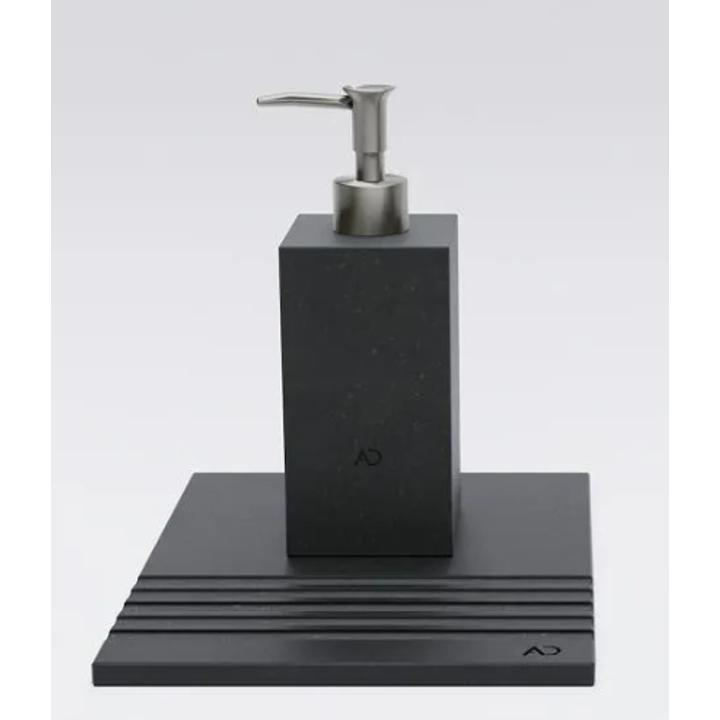 Kamienny dozownik do mydła KARPATY - kwadratowy (Czarny) 75 x 75 x 120