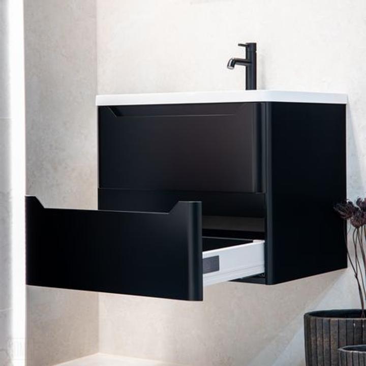 Czarna szafka łazienkowa CASE 60 cm – elegancja i nowoczesność