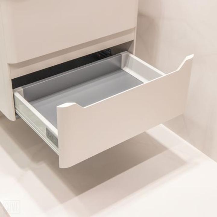 Beżowa szafka łazienkowa CASE 80 cm – przestrzeń i ciepłe wykończenie