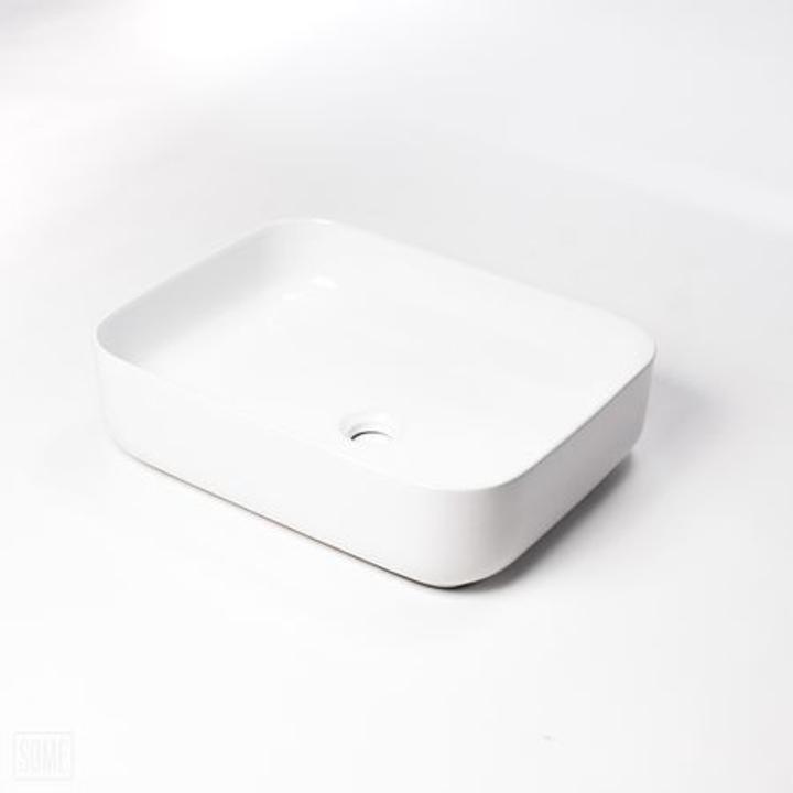Umywalka nablatowa Snello biała – subtelność i funkcjonalność