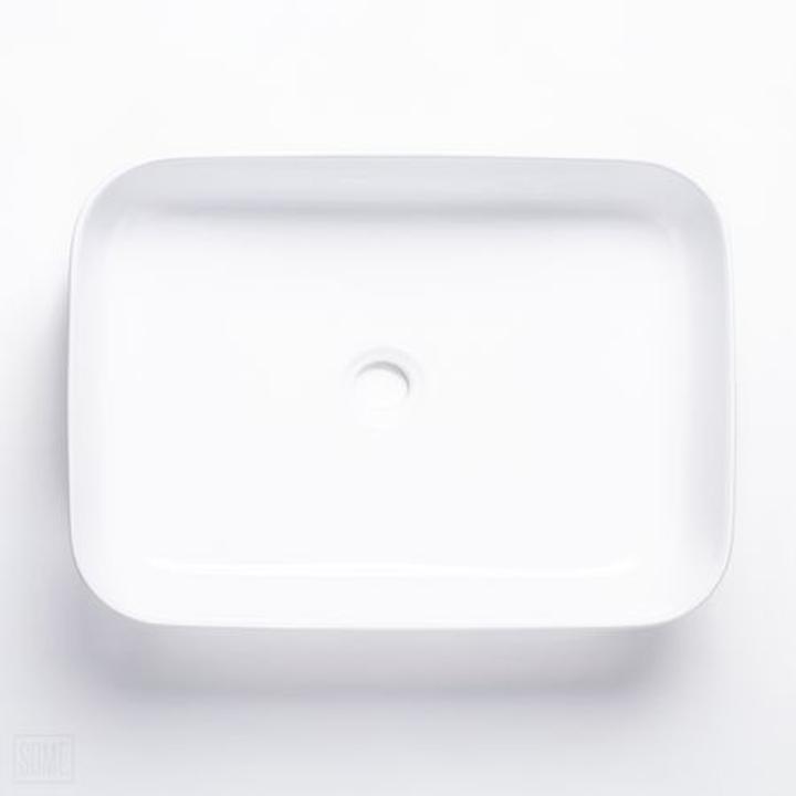 Umywalka nablatowa Snello biała – subtelność i funkcjonalność