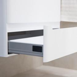 Biała szafka łazienkowa CASE 80 cm – przestronność i styl