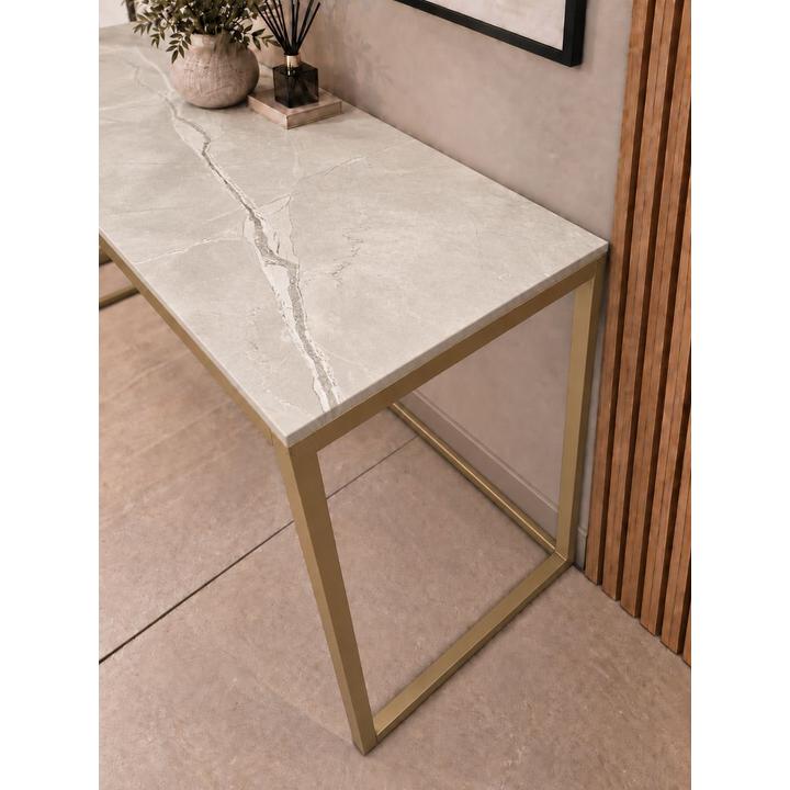 KONSOLA Z BLATEM ZE SPIEKU KWARCOWEGO RITUAL/GOLD 140x38x77,2 cm